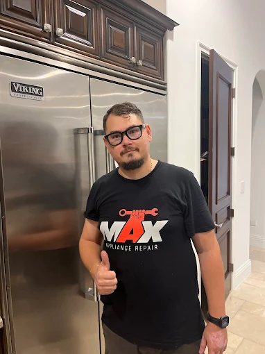 Miami appliance repair technician